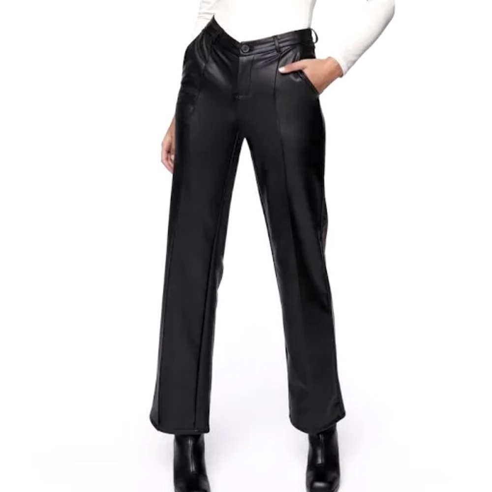 ‼️ NAME YOUR PRICE /// DONATING THU 5/11 ‼️ F21 Vegan Leather Straight-Leg Pants - Picture 1 of 2